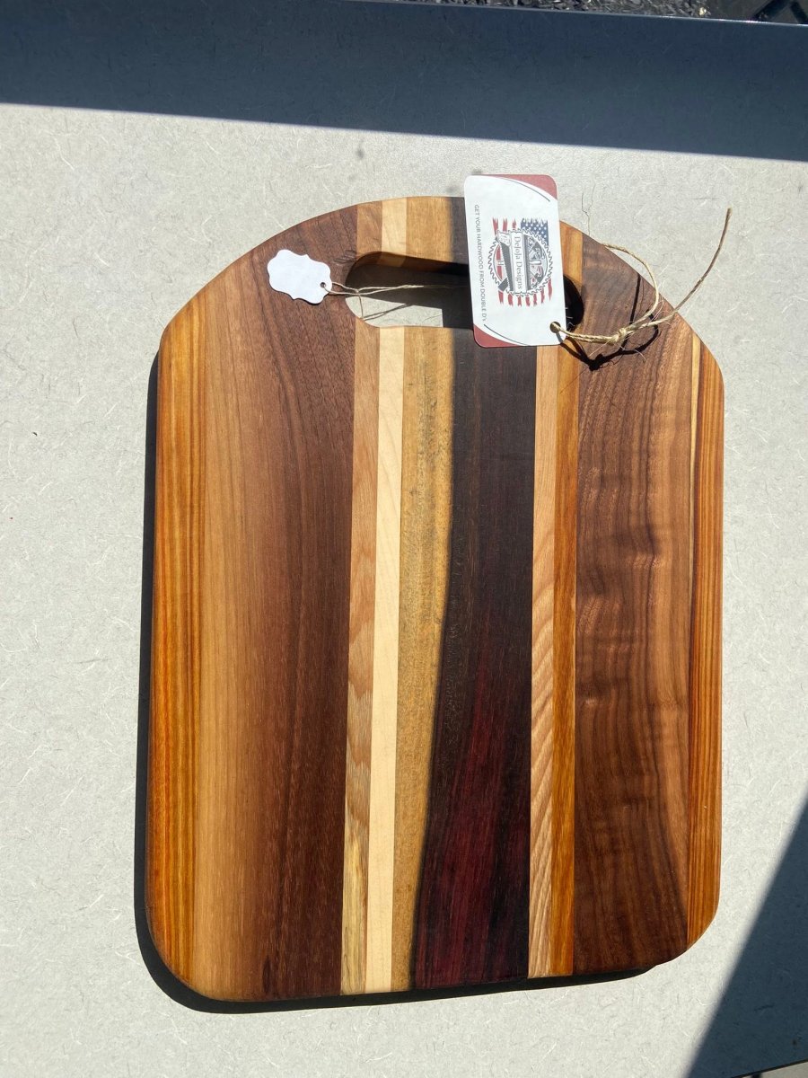 Adipiscing Arch-Top Cutting Board